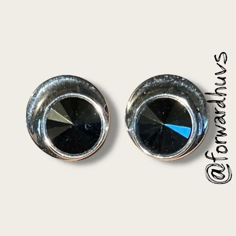Sarah Coventry Clip-On Silver Tome Earrings with Black Glass Center – 1970s Vint